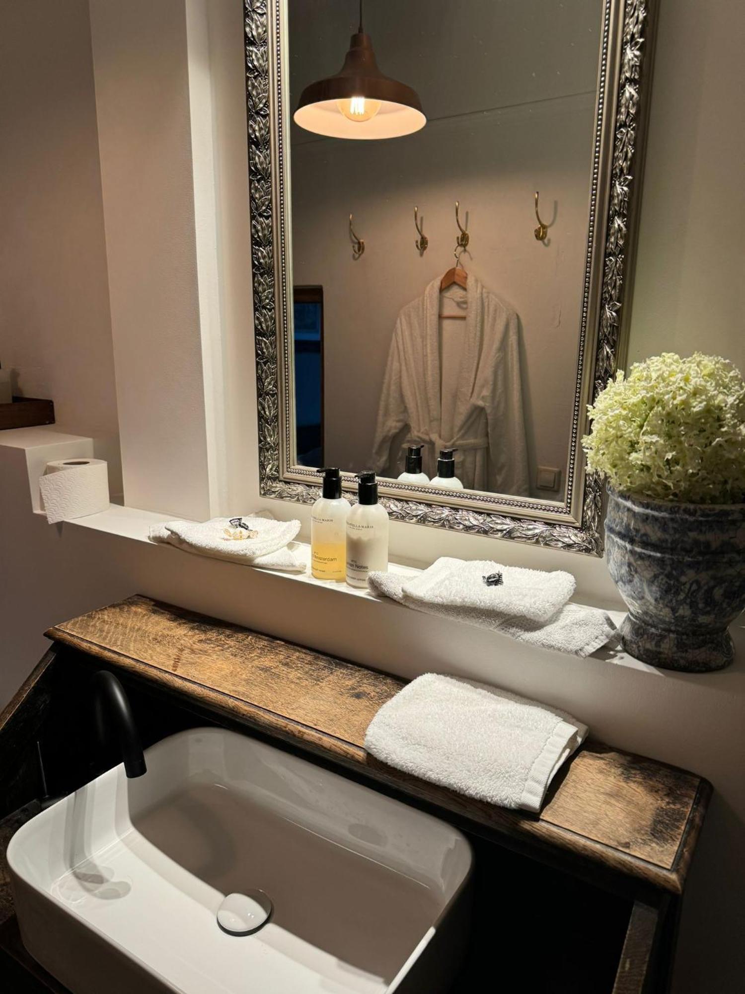 Amadeus Restaurant & Boutique Hotel Well  Luaran gambar